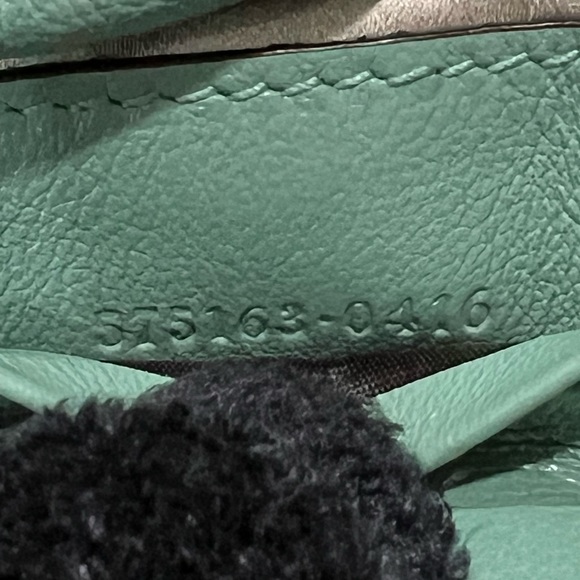 GUCCI SEQUINS BUCKET BAG - Picture 11 of 11